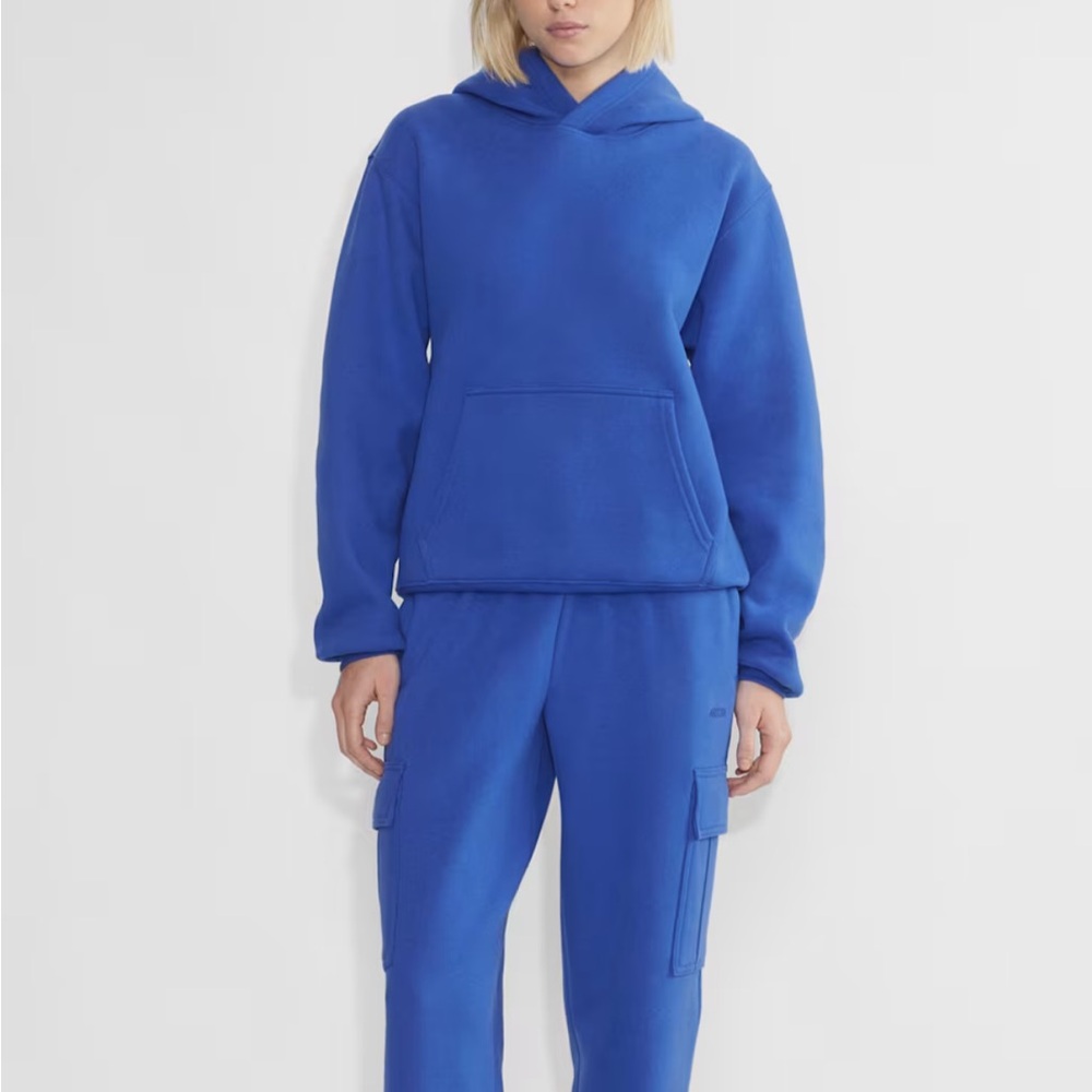 Aritzia sweat set in jazz blue